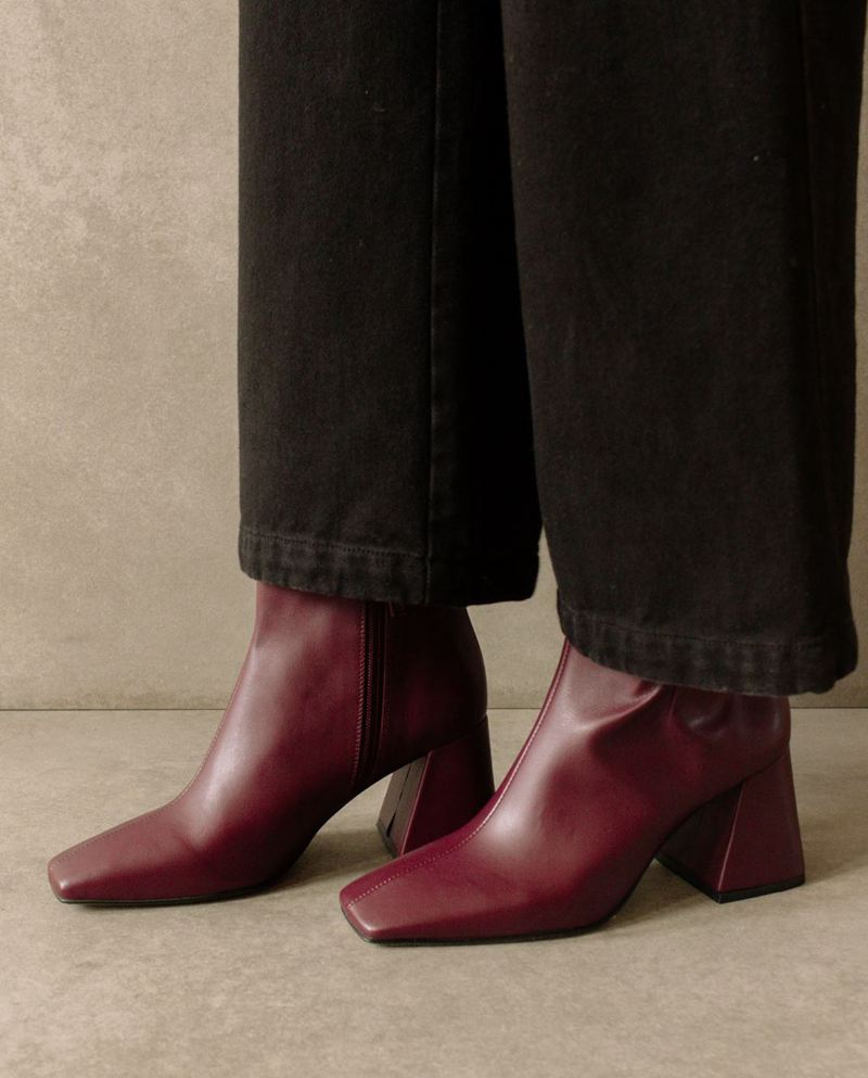 Burgundy Alohas Pigment Vegan Leather Women's Ankle Boots | YMJLC2573