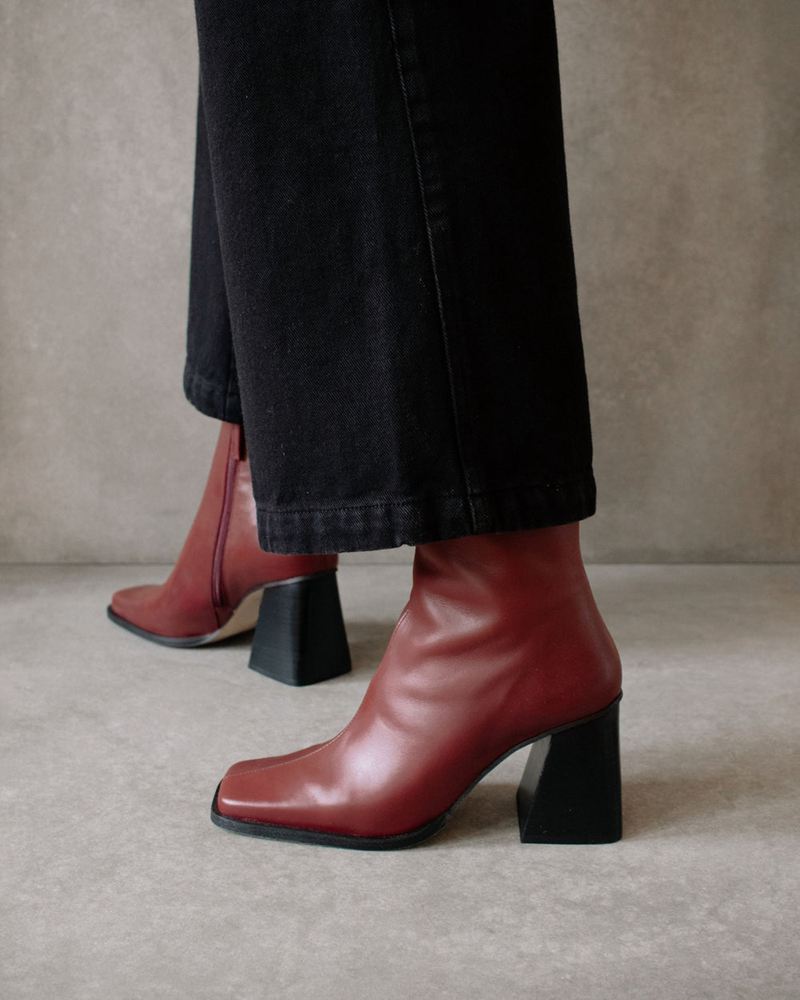 Burgundy Alohas South Leather Women's Ankle Boots | LVSQT2483