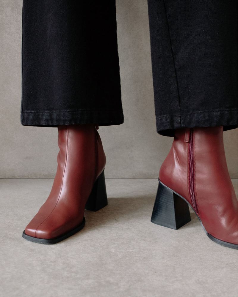 Burgundy Alohas South Leather Women's Ankle Boots | LVSQT2483