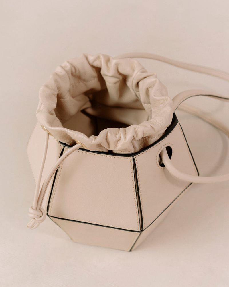 Cream Alohas The V Leather Women's Bags | VOJXG6218