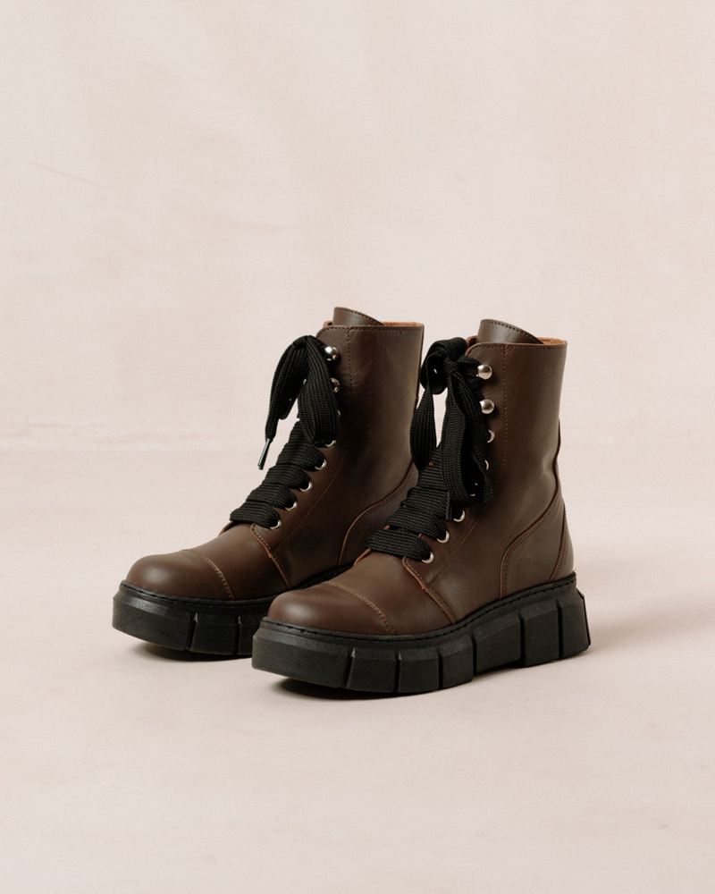 Dark Brown Alohas Can Can Leather Women's Combat Boots | OTXHK7906