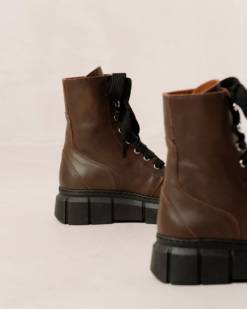 Dark Brown Alohas Can Can Leather Women's Combat Boots | OTXHK7906