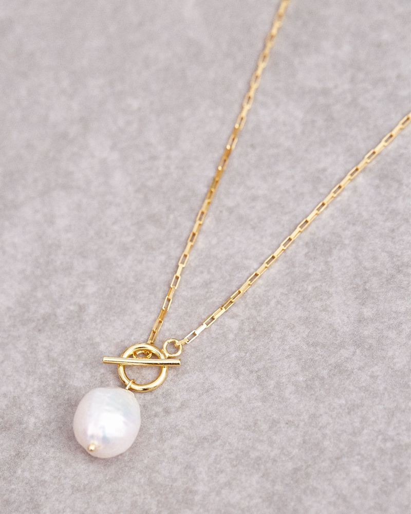 Gold Alohas Teardrop Pearl Women's Necklace | OLRQX9615