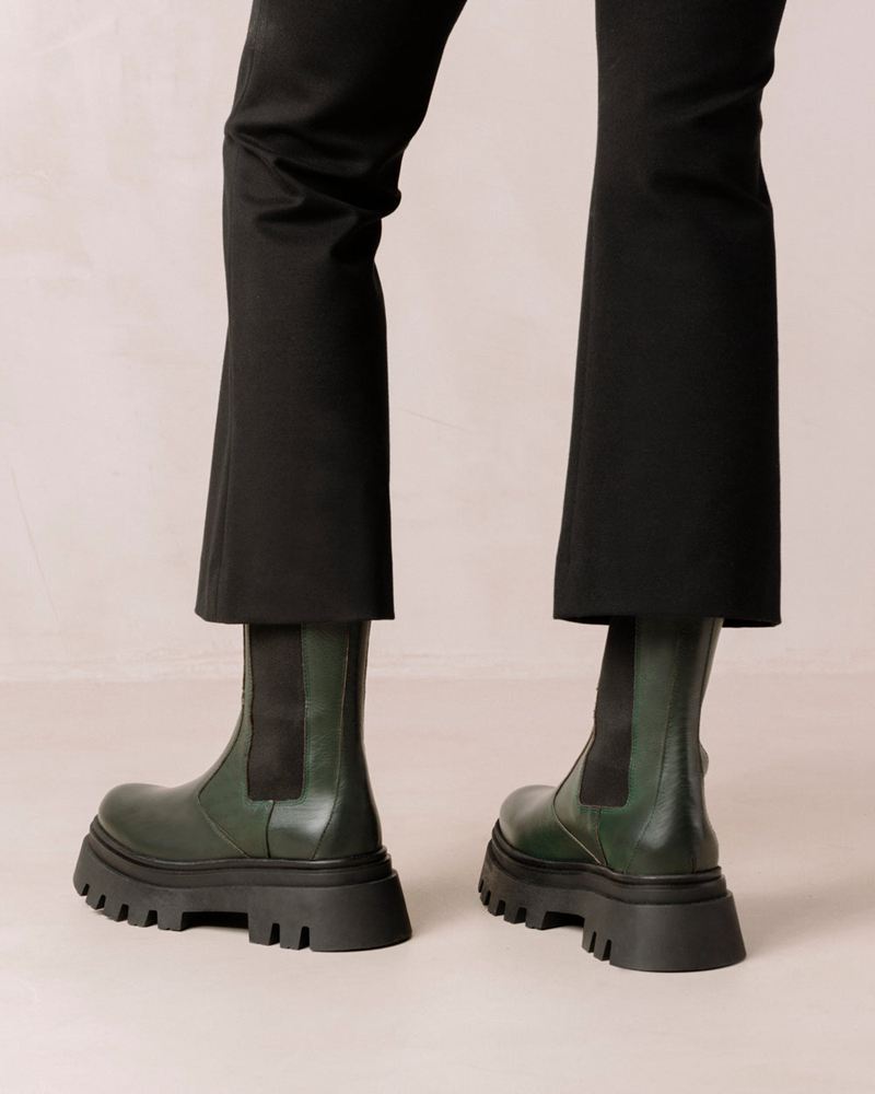 Green Alohas All Rounder Leather Women's Chelsea Boots | PVRBH0324