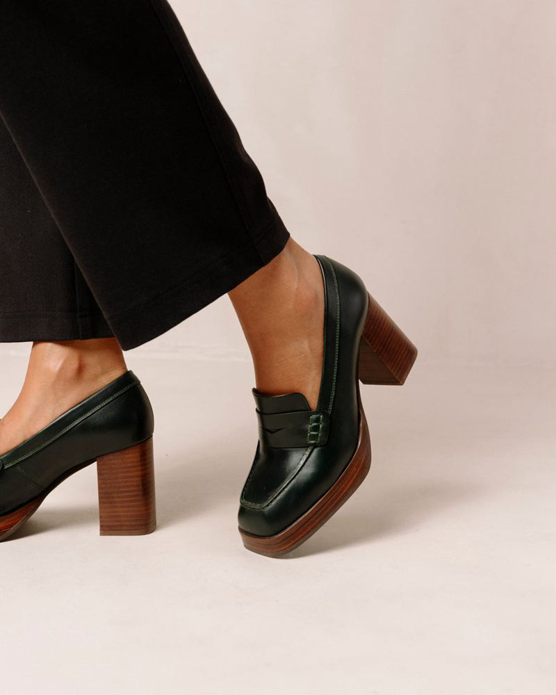 Green Alohas Busy Leather Women's Loafers | HTQIB2849