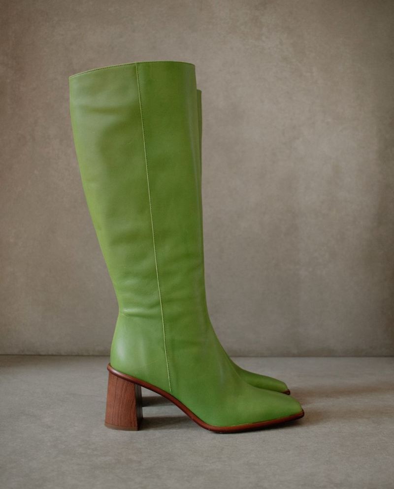 Green Alohas East Leather Women's Knee-High Boots | AEWDJ2918