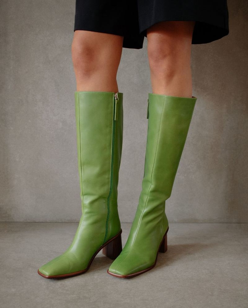 Green Alohas East Leather Women\'s Knee-High Boots | AEWDJ2918