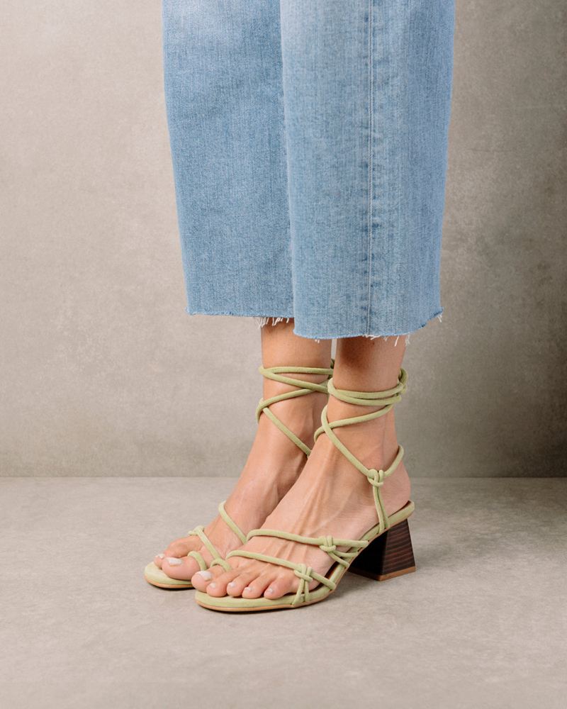 Green Alohas Goldie Leather Women's Sandals | SHXWR1726