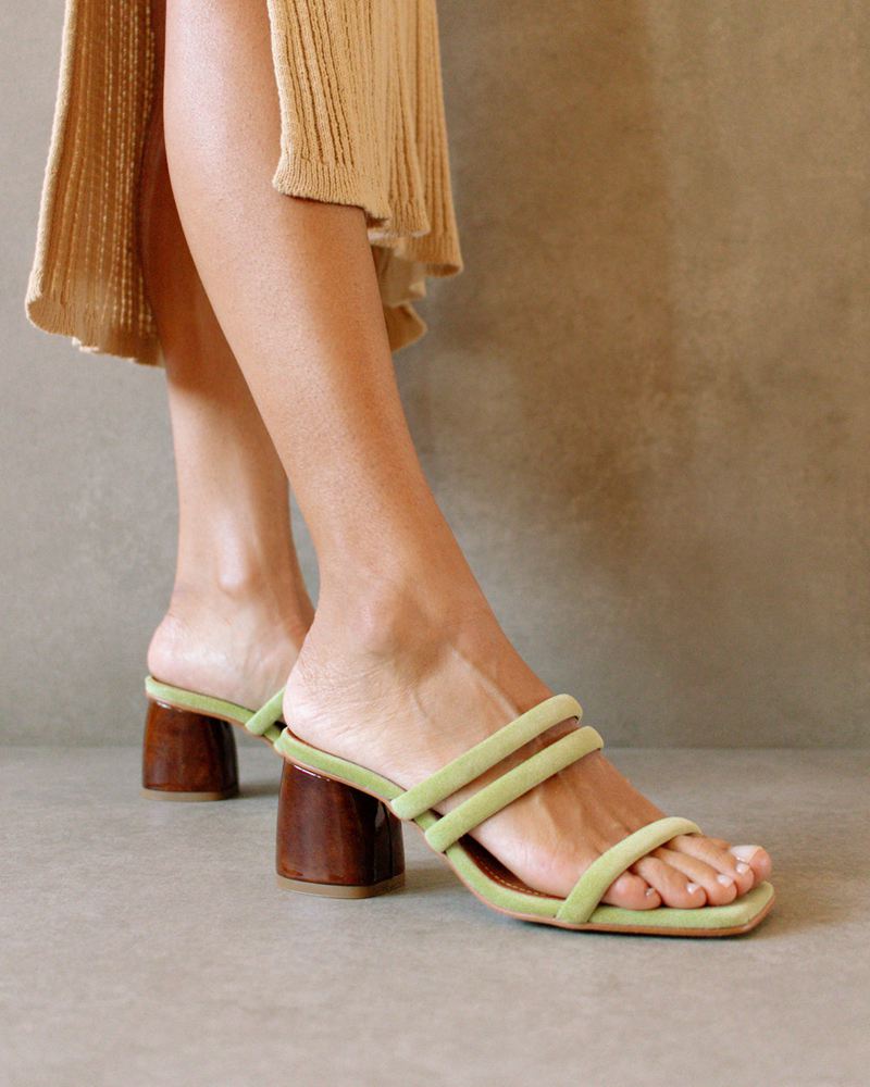 Green Alohas Indiana Leather Women's Sandals | ZADQE9416