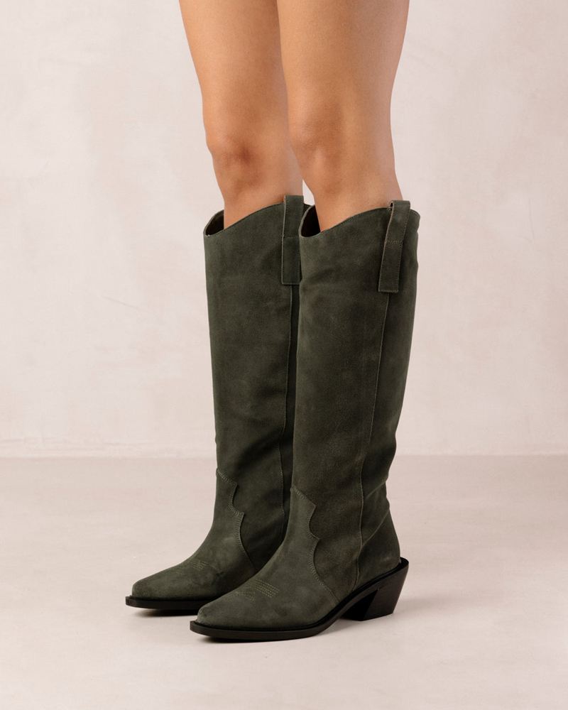 Green Alohas Mount Leather Women's Cowboy Boots | GHTIL9458