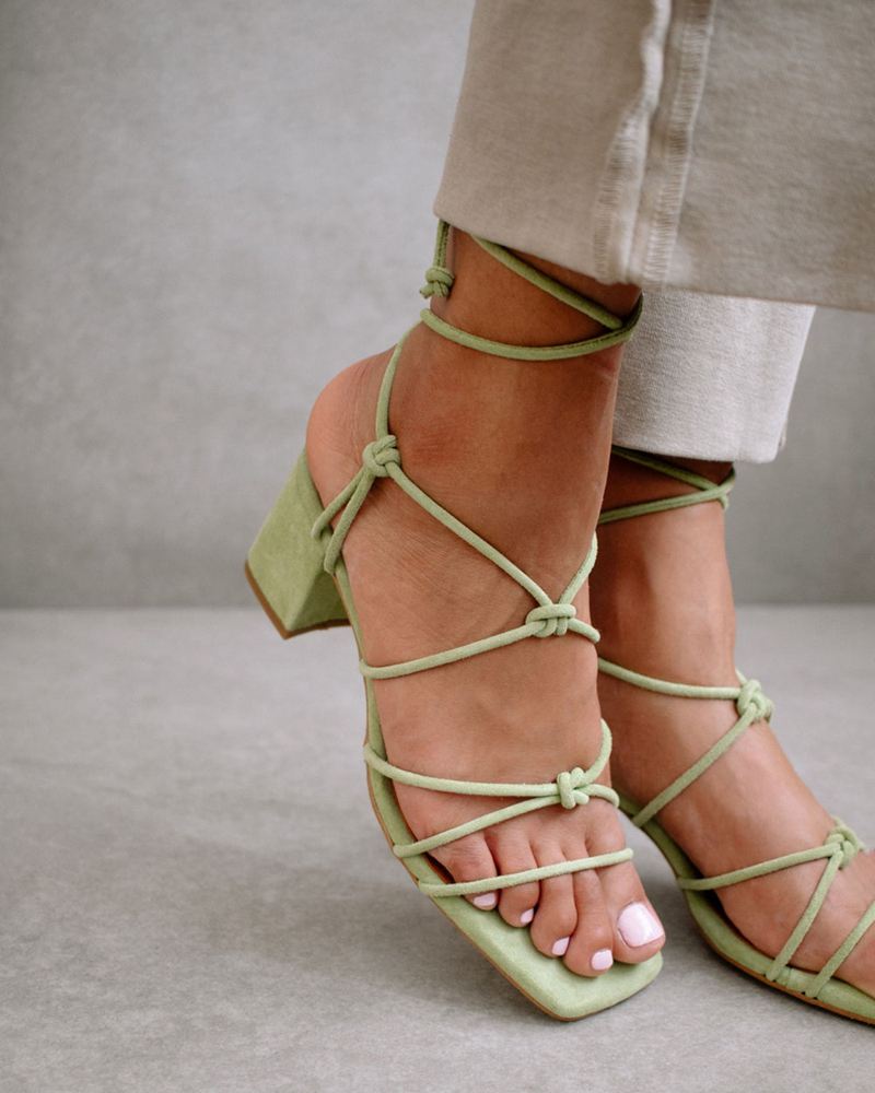 Green Alohas Paloma Women's Sandals | BCPIV2369