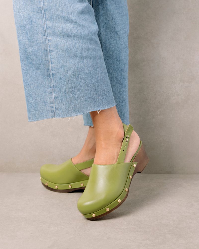 Green Alohas Vinyl Leather Women's Mules | SKLYQ0916