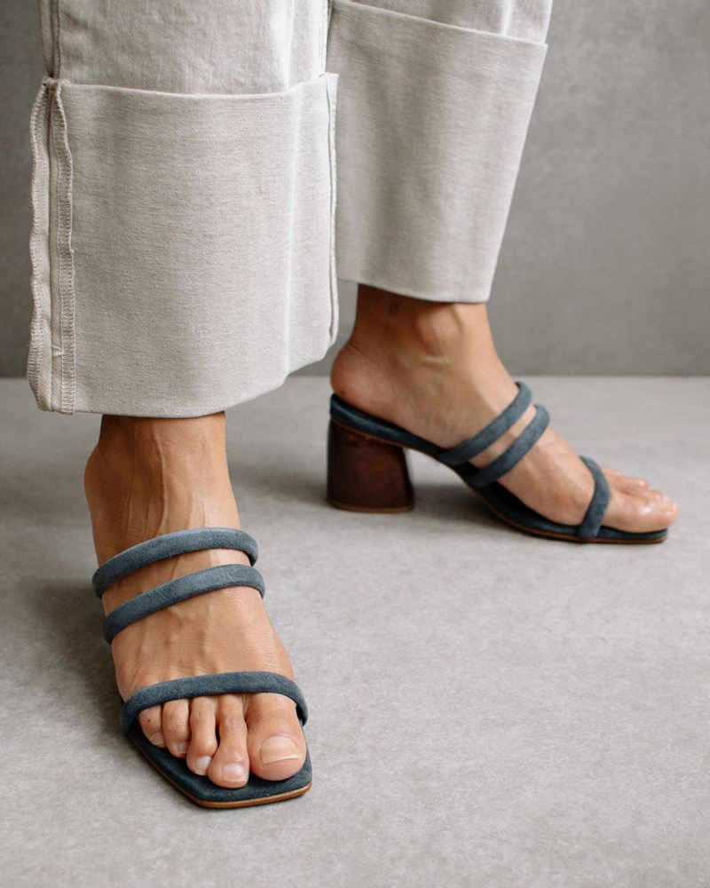 Grey Alohas Indiana Leather Women's Sandals | QAUNY4806