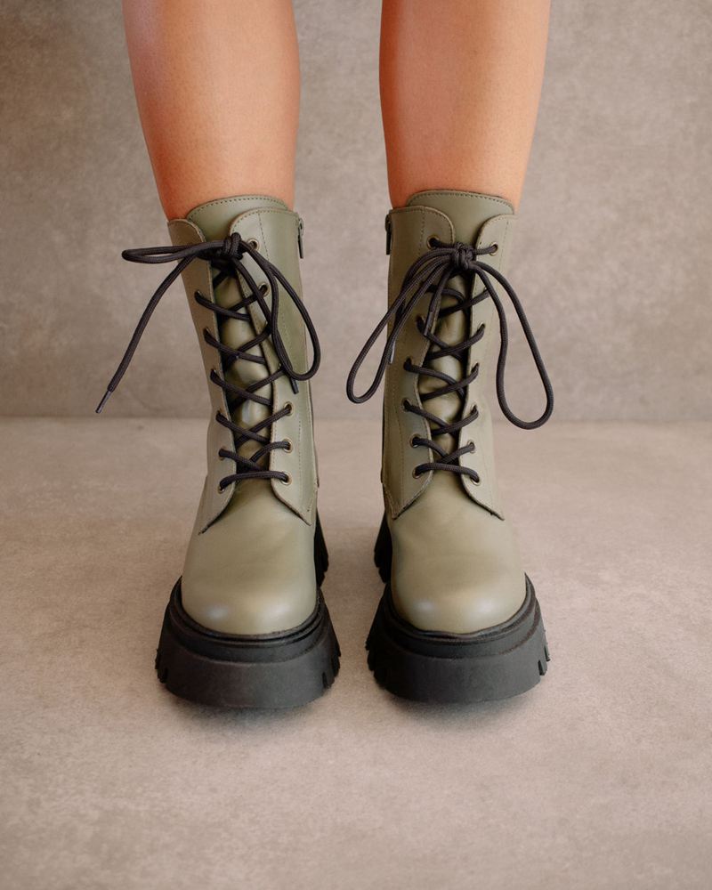 Olive Alohas Globetrotter Leather Women's Combat Boots | YMVJC3018