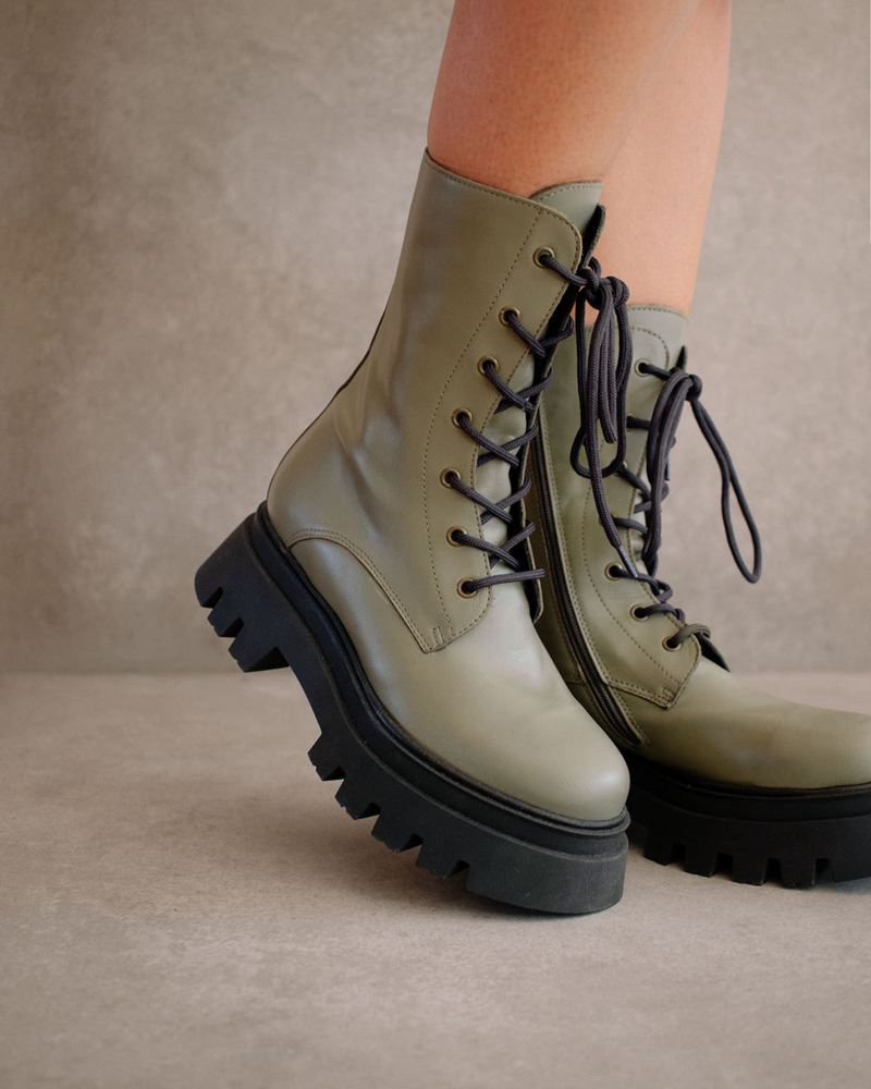 Olive Alohas Globetrotter Leather Women's Combat Boots | YMVJC3018