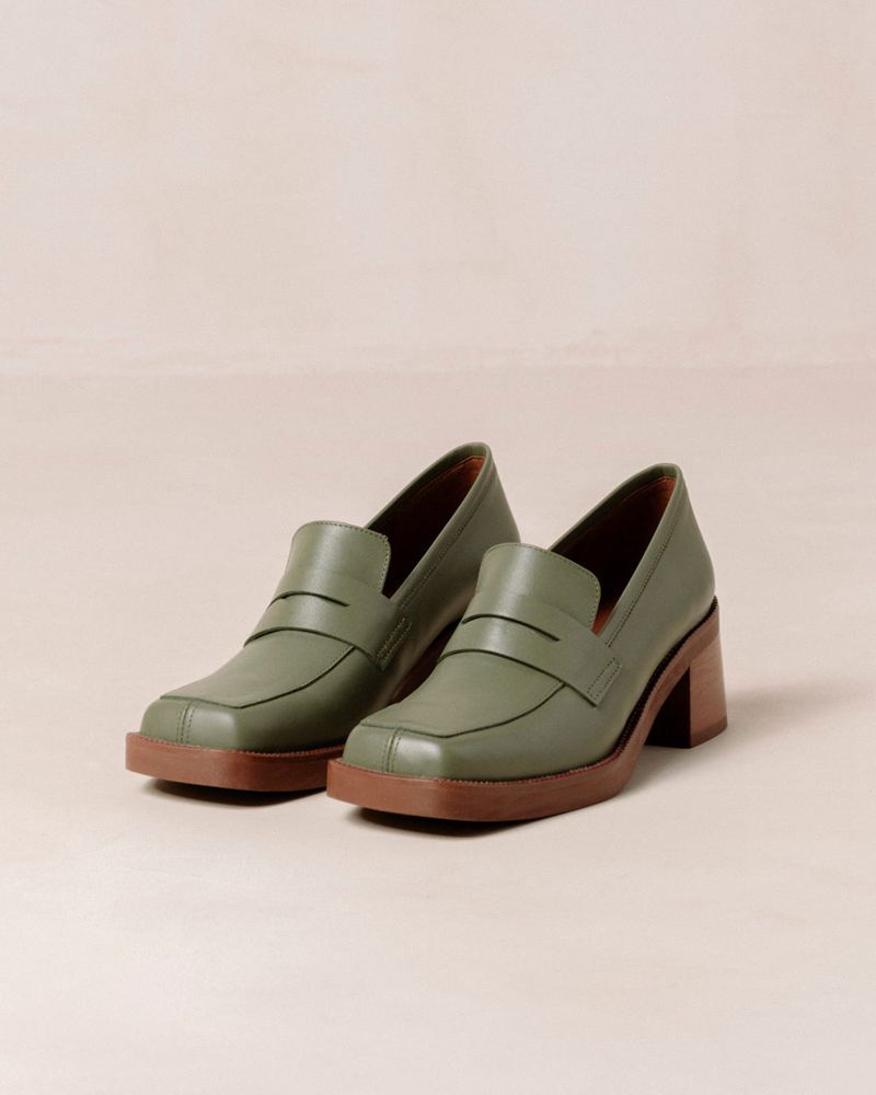 Olive Alohas Roxanne Leather Women's Loafers | JPDGC4827