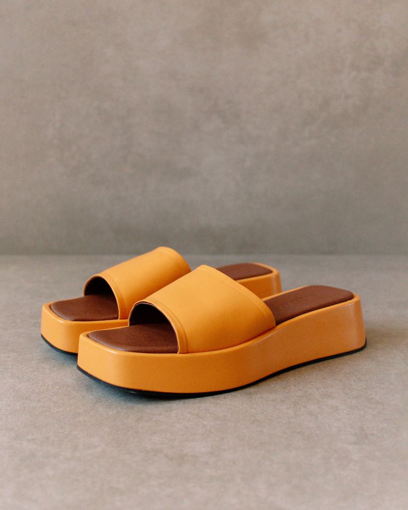 Orange Alohas Janice Women's Sandals | CHWUG3719