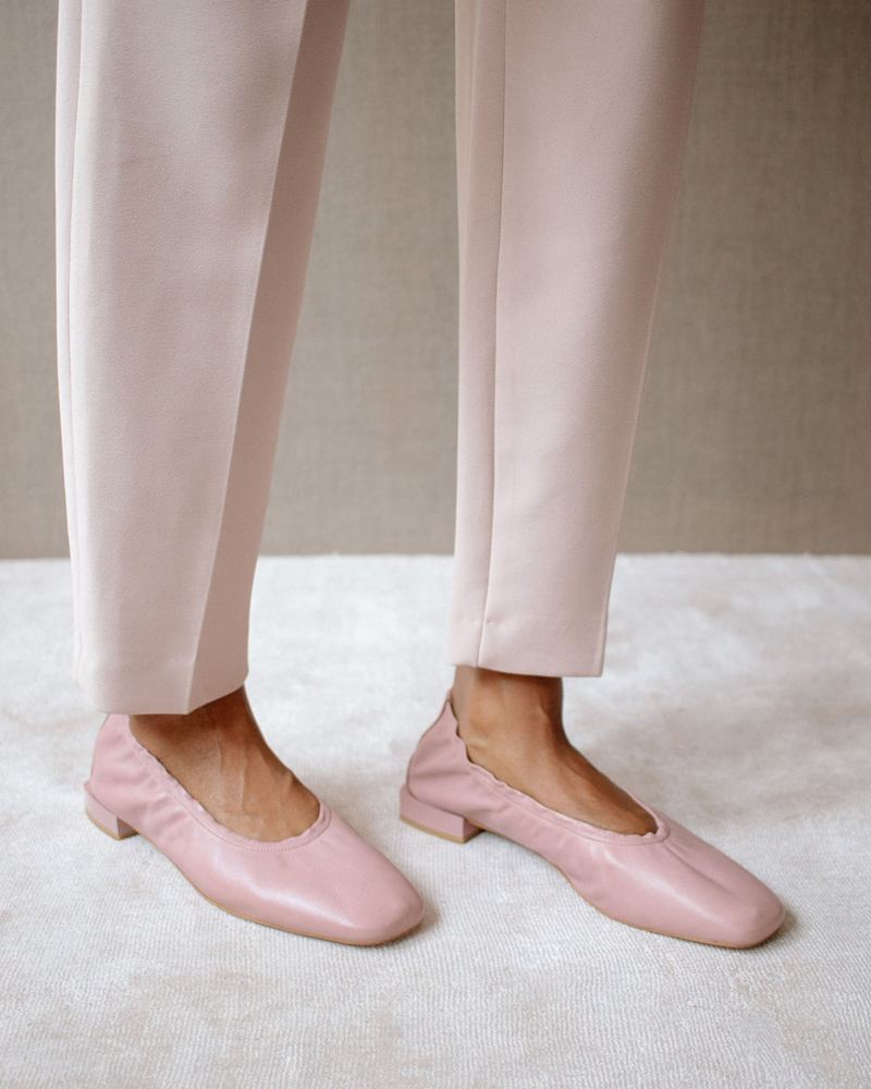 Pink Alohas Habibi Leather Women's Ballet Flats | NYUIO6892