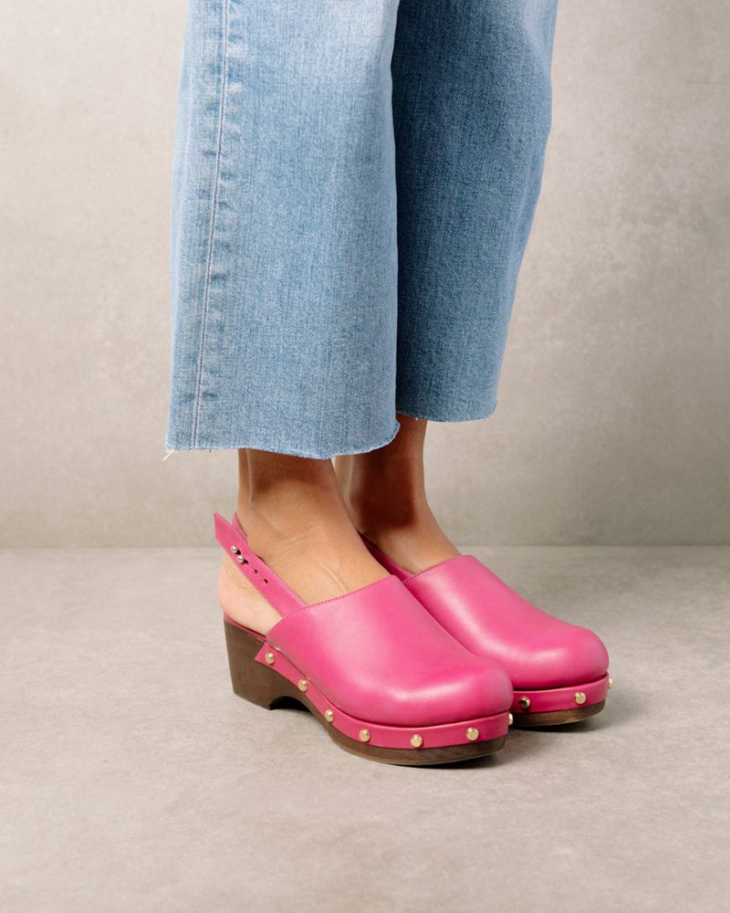 Pink Alohas Vinyl Leather Women's Mules | SWKTC2573