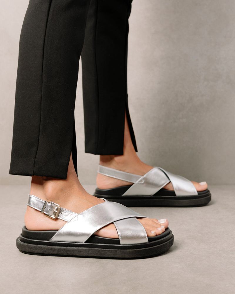 Silver Alohas Marshmallow Leather Women's Sandals | DNSFC1738