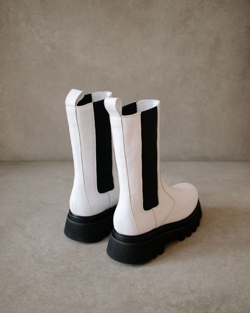 White Alohas All Rounder Leather Women's Chelsea Boots | LFBKP6531