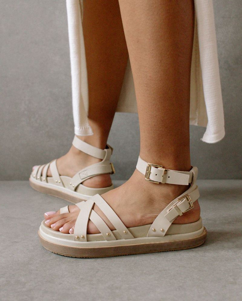 White Alohas Buckle Up Leather Women's Sandals | RVFEA6507