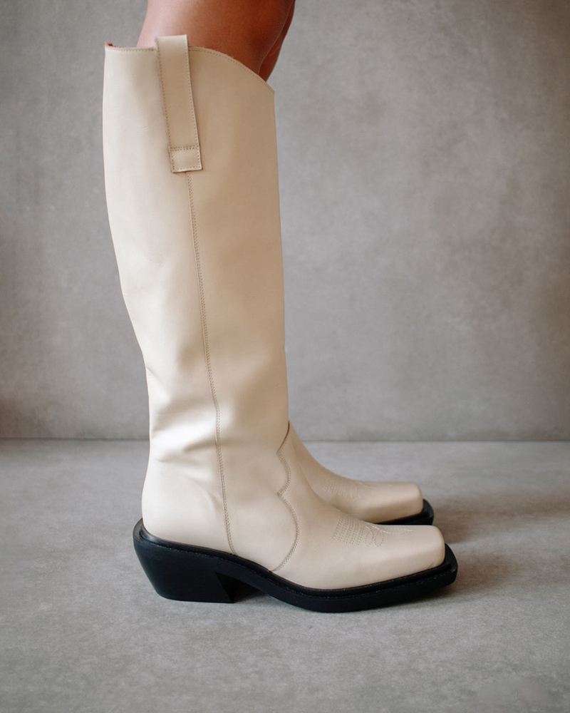 White Alohas Cattle Leather Women's Knee-High Boots | SLNFK1598