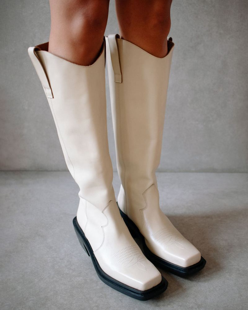 White Alohas Cattle Leather Women\'s Knee-High Boots | SLNFK1598