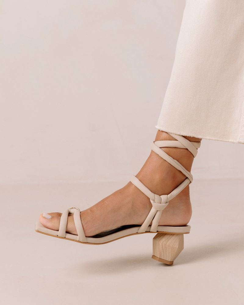 White Alohas Creative Leather Women's Sandals | XKHOF9671