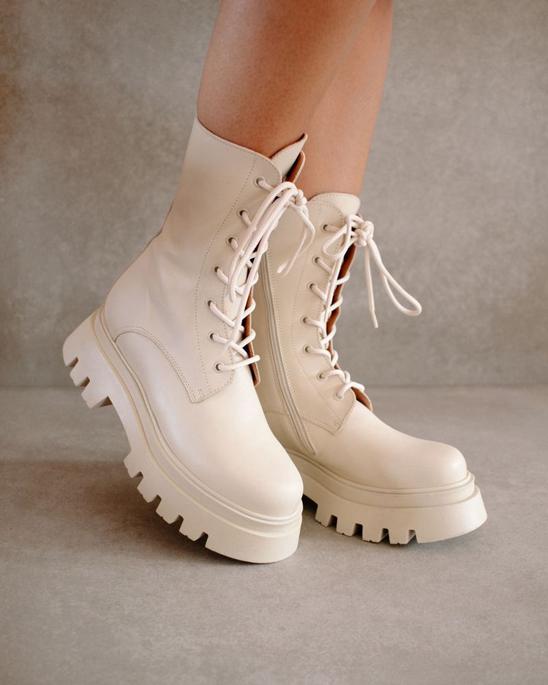 White Alohas Globetrotter Leather Women's Combat Boots | MSRCA8671