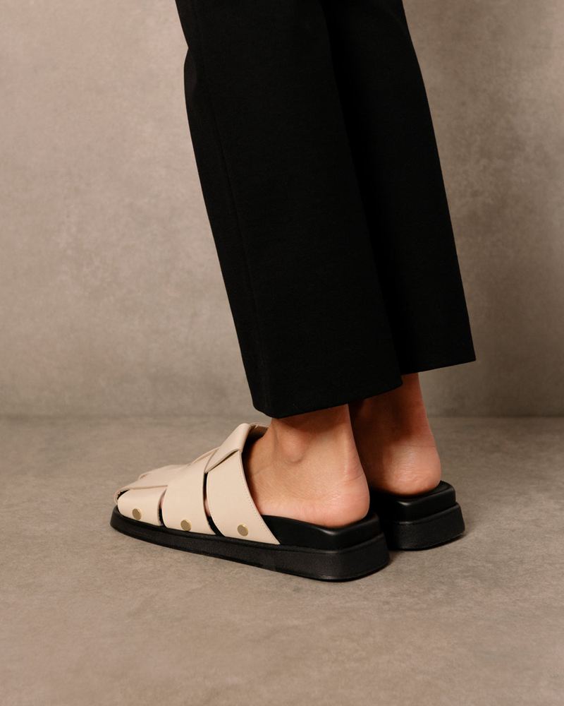 White Alohas Stuart Leather Women's Mules | LZKSH9781