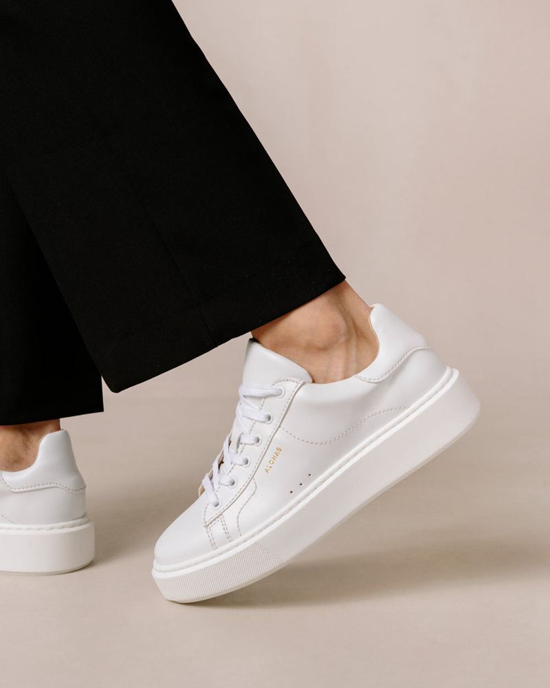 White Alohas Tb.65 Vegan Leather Women's Sneakers | WIVPF9512