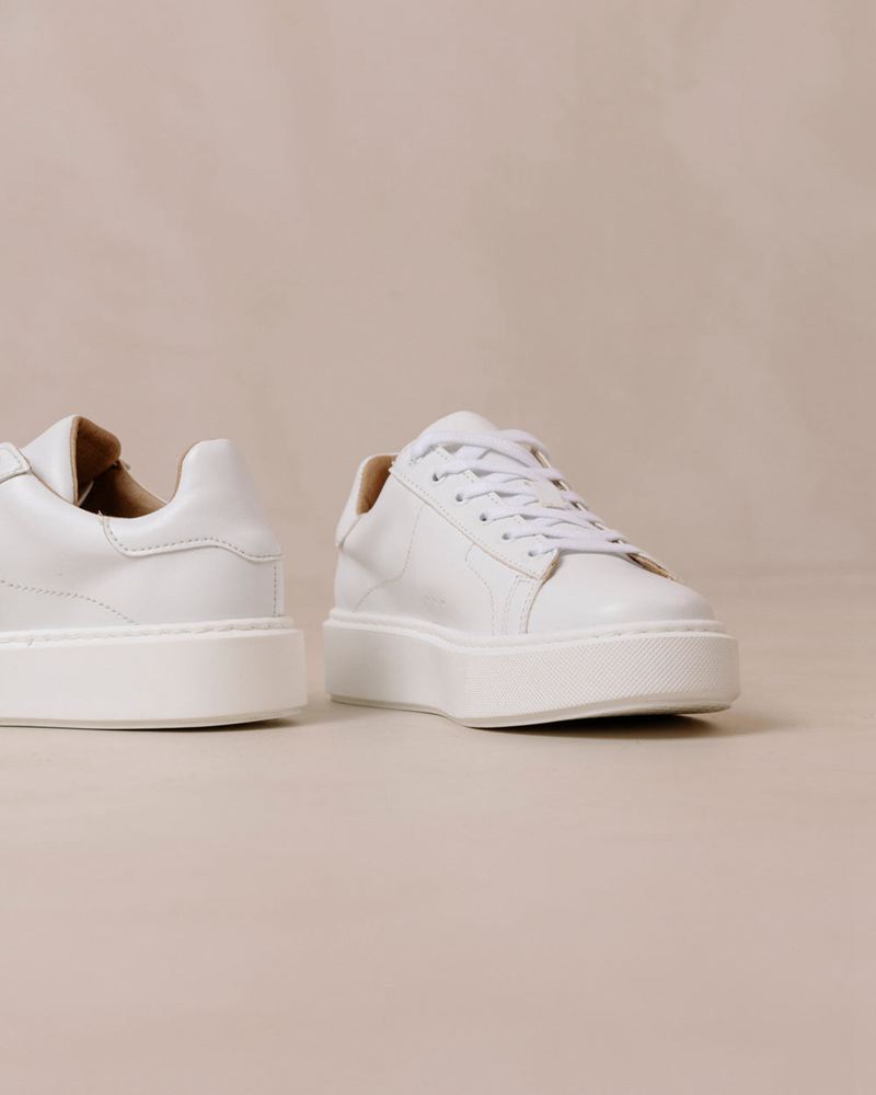 White Alohas Tb.65 Vegan Leather Women's Sneakers | WIVPF9512