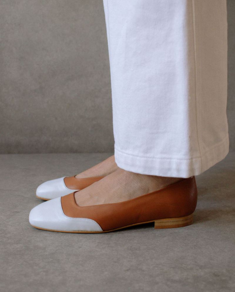 White/Brown Alohas Salty Women's Ballet Flats | SOZLT4561