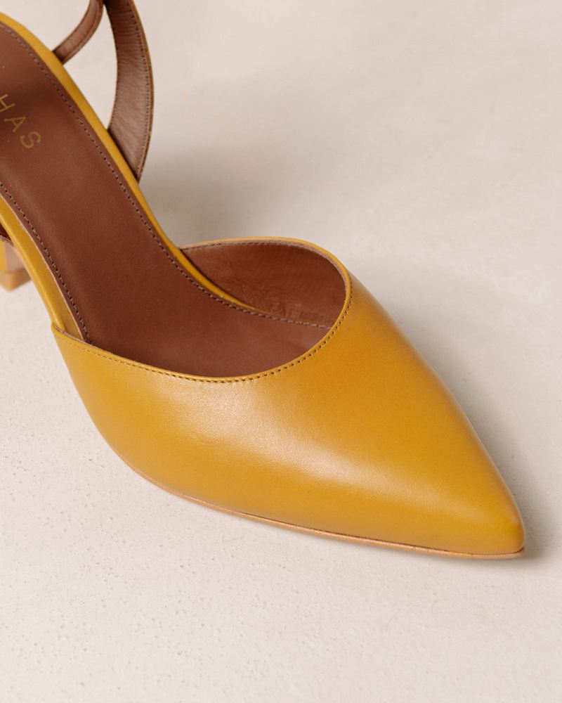 Yellow Alohas Cinderella Leather Women's Heels | QTAUO3092